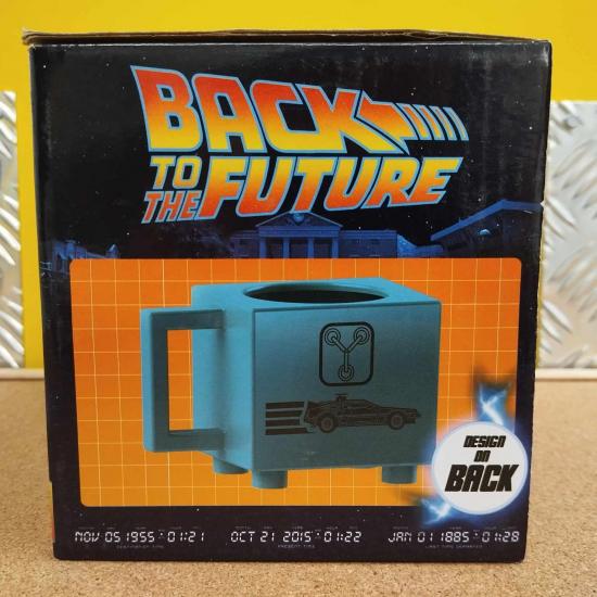 Retour vers le futur convecteur temporel mug tv thermoreactif 500ml 3